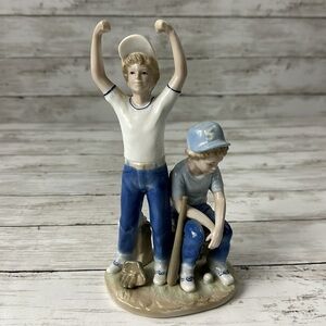 PAUL SEBASTIAN 1989 “Winner-Loser” ceramic sculpture rare- baseball theme